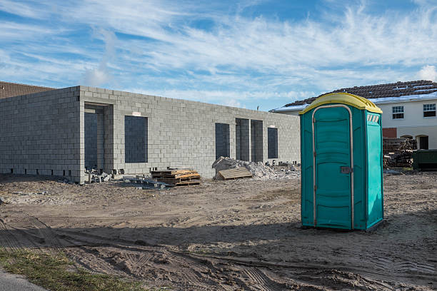 Best Portable bathroom rental  in Lake Forest Park, WA